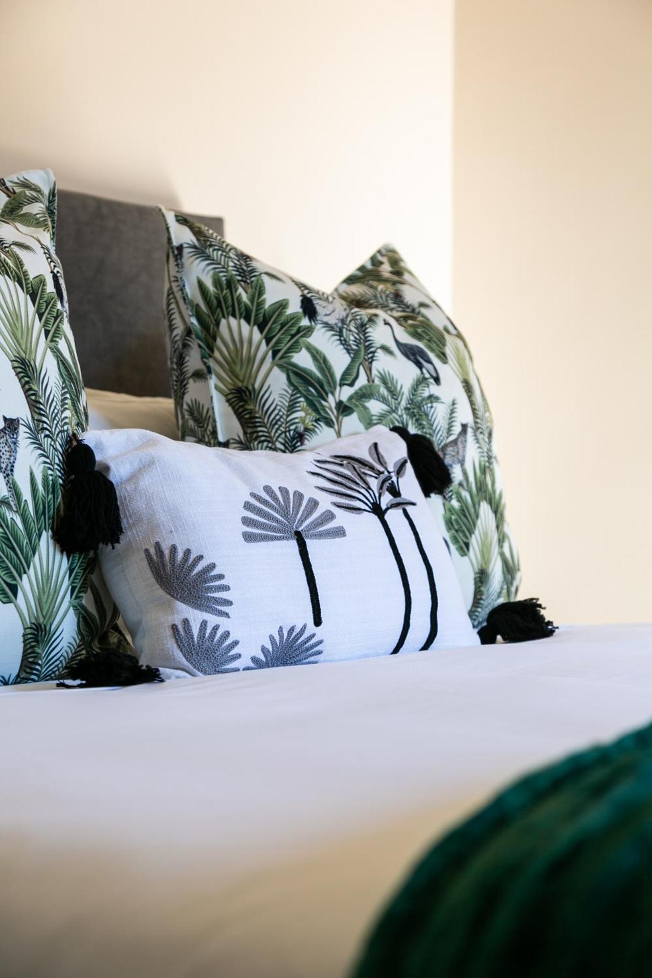 Apartment The Palm Flats Tropical Paradise 300m From Sea